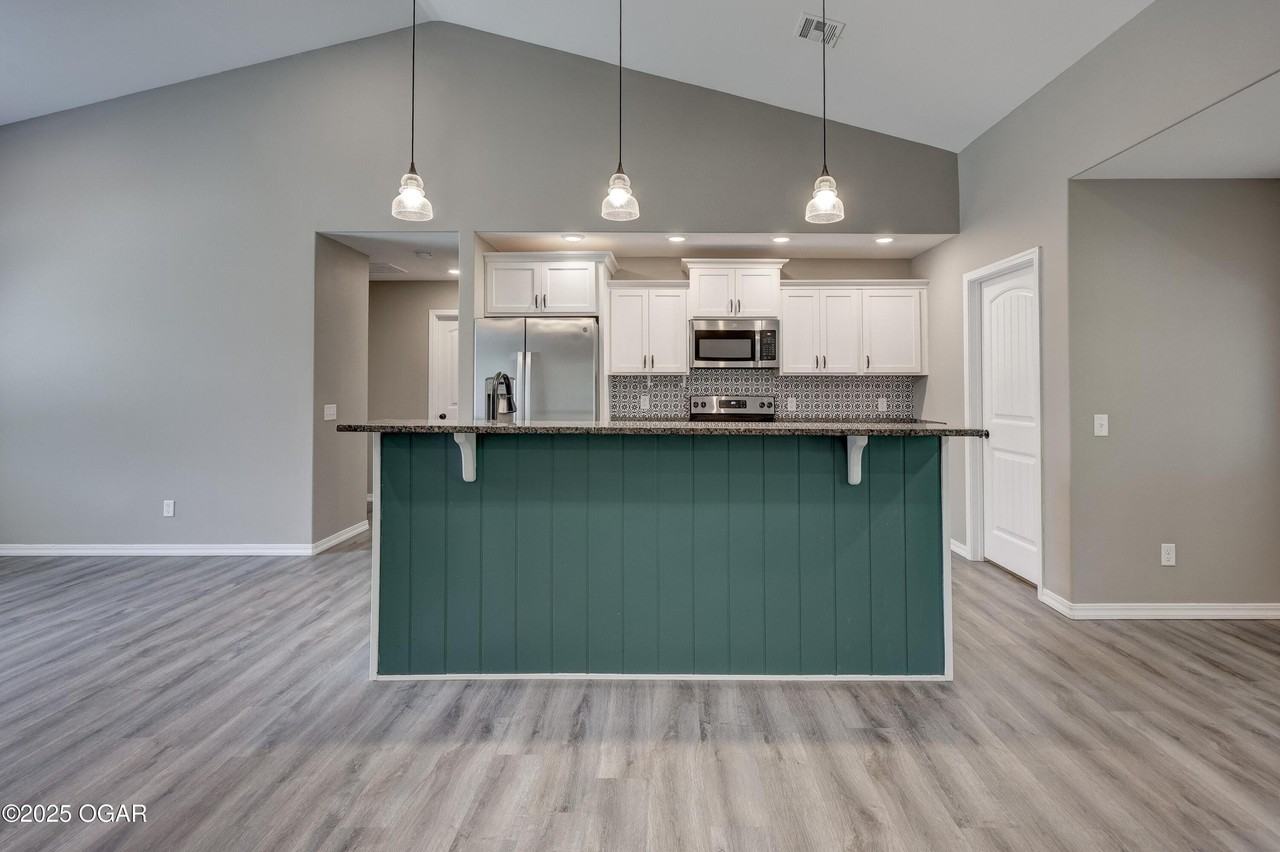 2615 E Xenia St - Photo 5 of 17