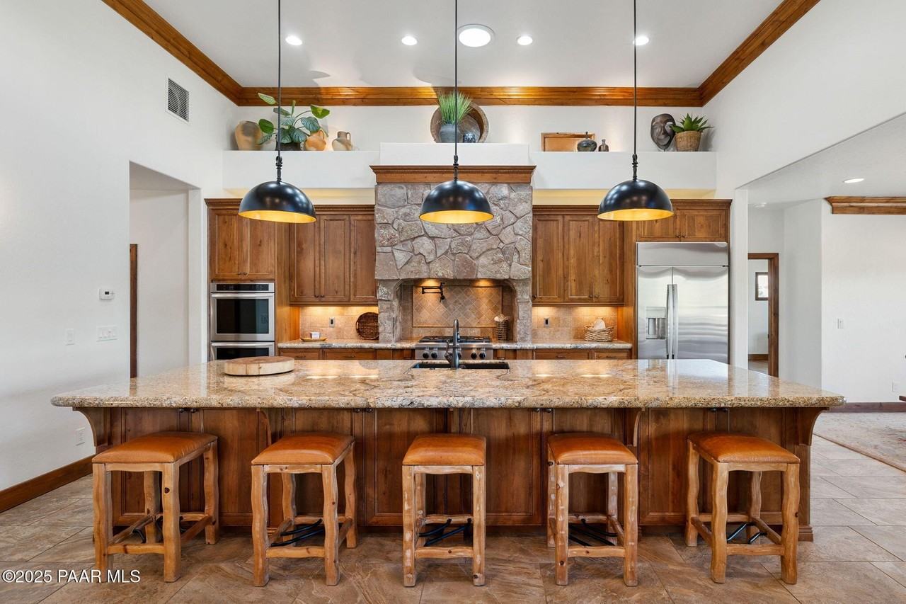 14415 N Sandia Ln - Photo 7 of 50