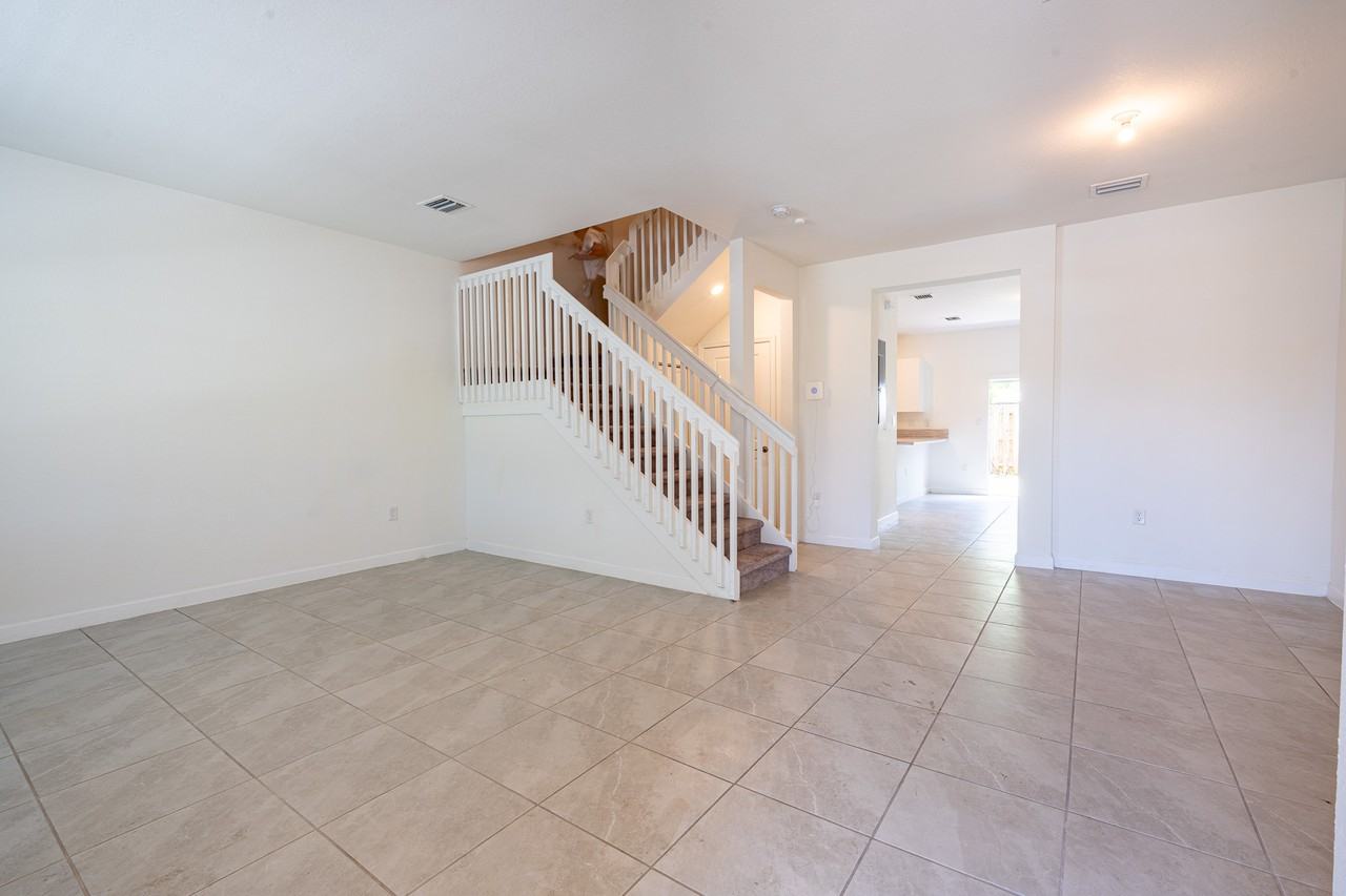 11811 Sw 246th Ter #1 - Photo 3 of 10