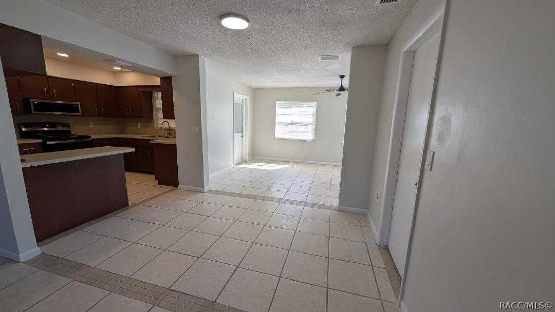 1234 Ne 2nd St - Photo 6 of 15