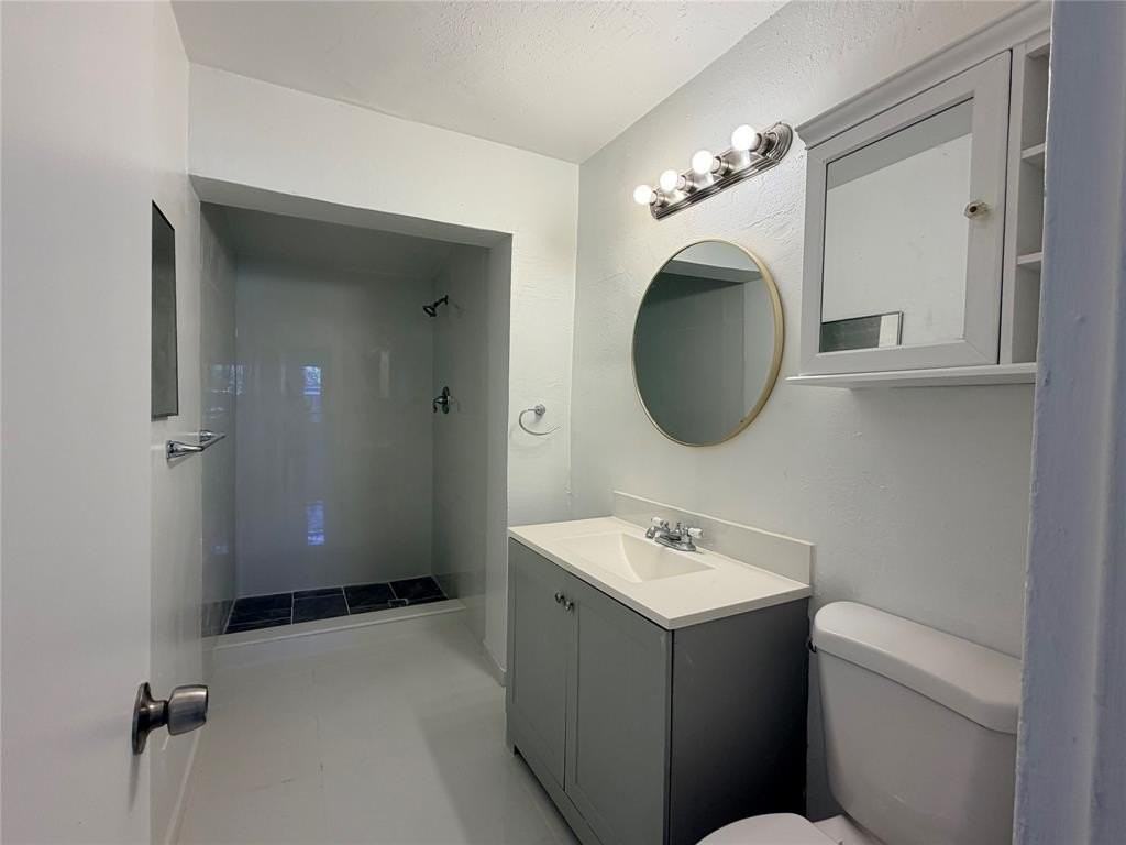 1536 Ne 27th St - Photo 6 of 20