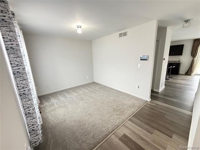 1719 Weeping Willow Ct - Photo 3 of 17