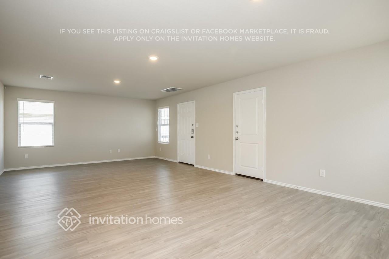 5735 Leon Pl - Photo 5 of 17