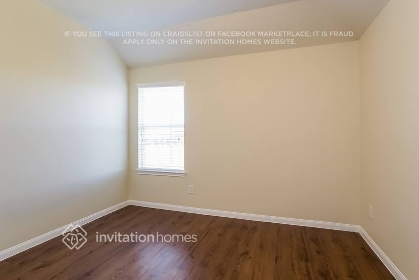 8606 Chaletford Dr - Photo 5 of 12