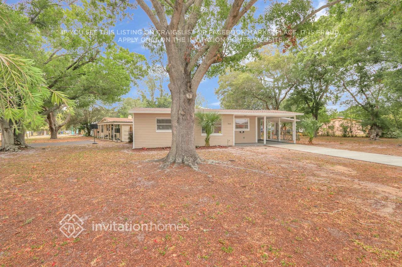 7600 14th St N - Photo 3 of 30