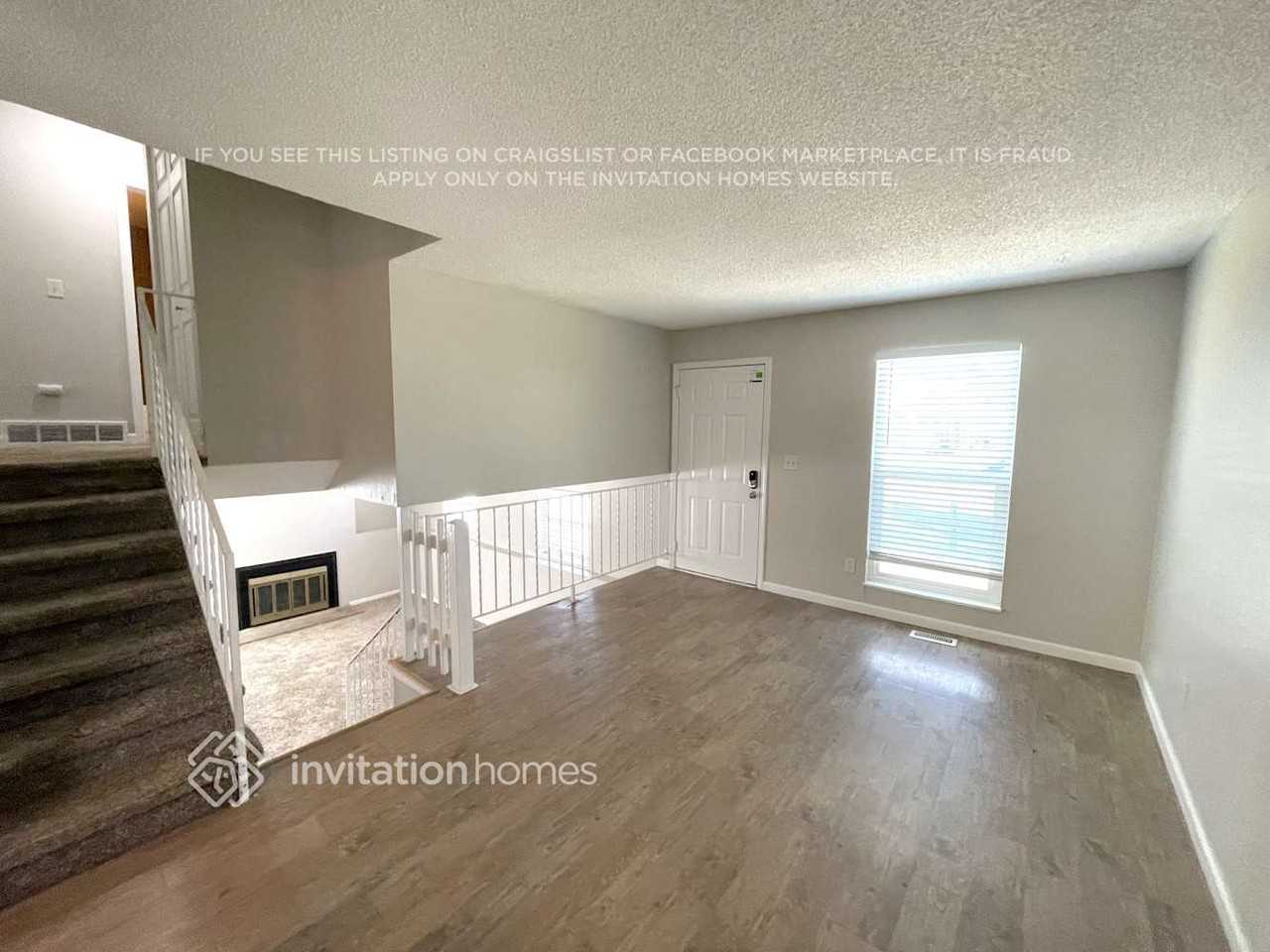 8920 Prickly Pear Ct - Photo 3 of 20