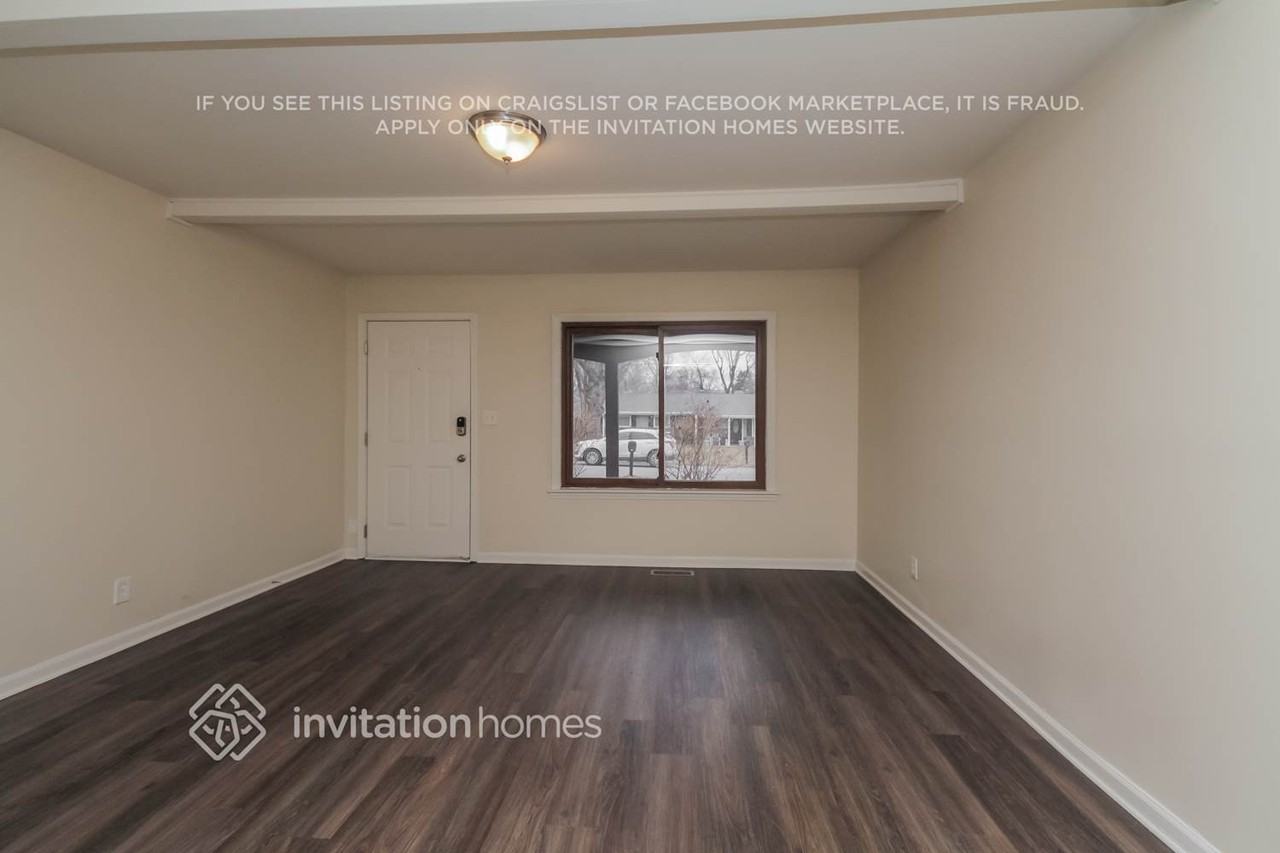 141 Queenswood Rd - Photo 5 of 17