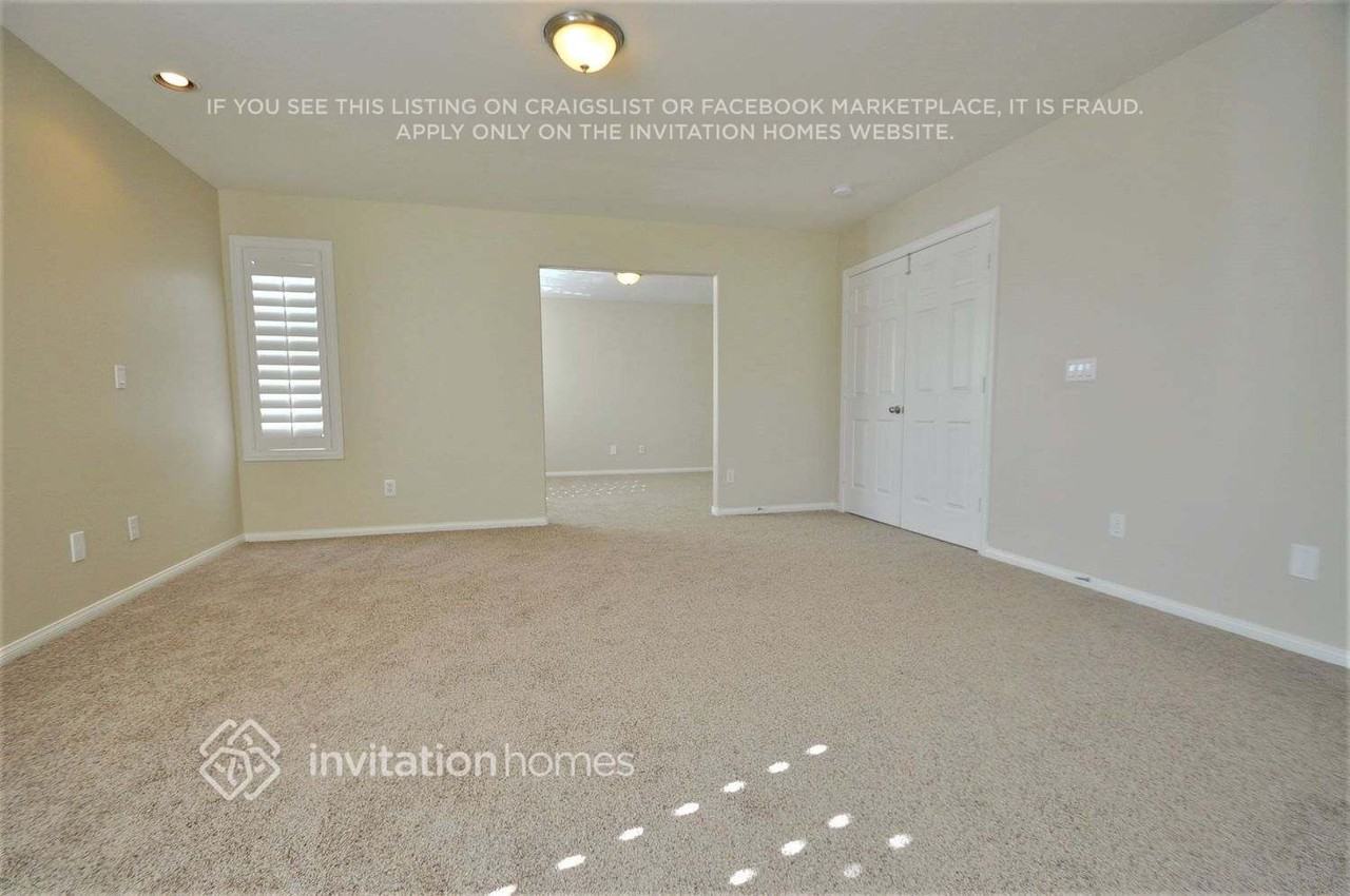 10007 Glowing Forge Ct - Photo 6 of 11