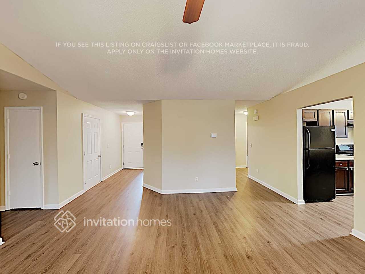 5995 Bayside Dr Nw - Photo 6 of 17