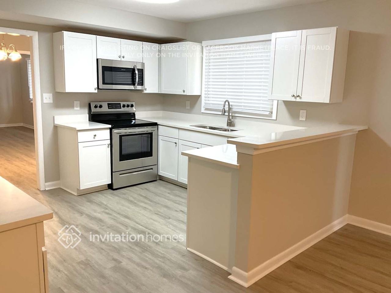 3034 Woodrow Mnr - Photo 4 of 11