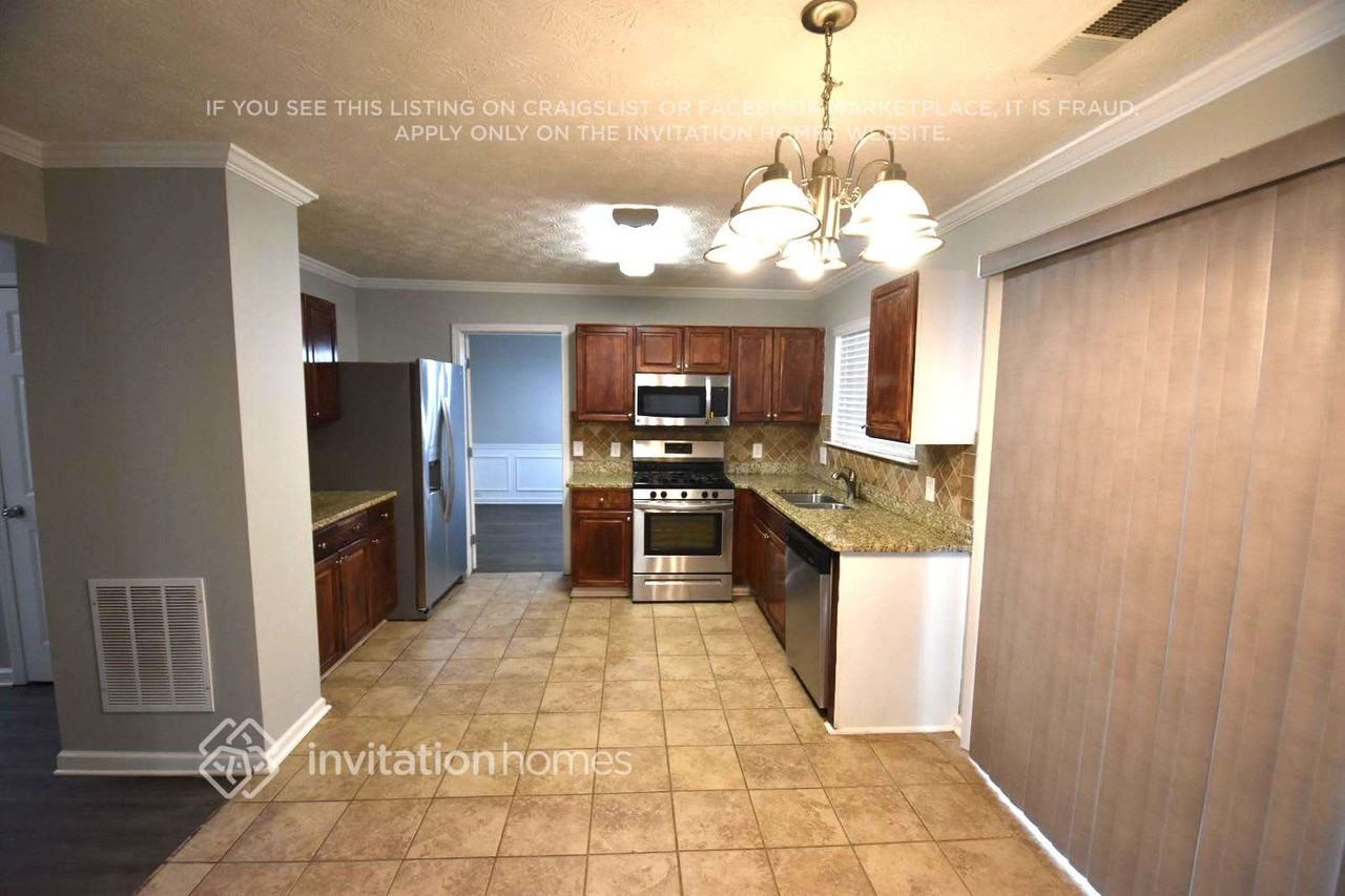 4327 Sentinel Pl Nw - Photo 3 of 13