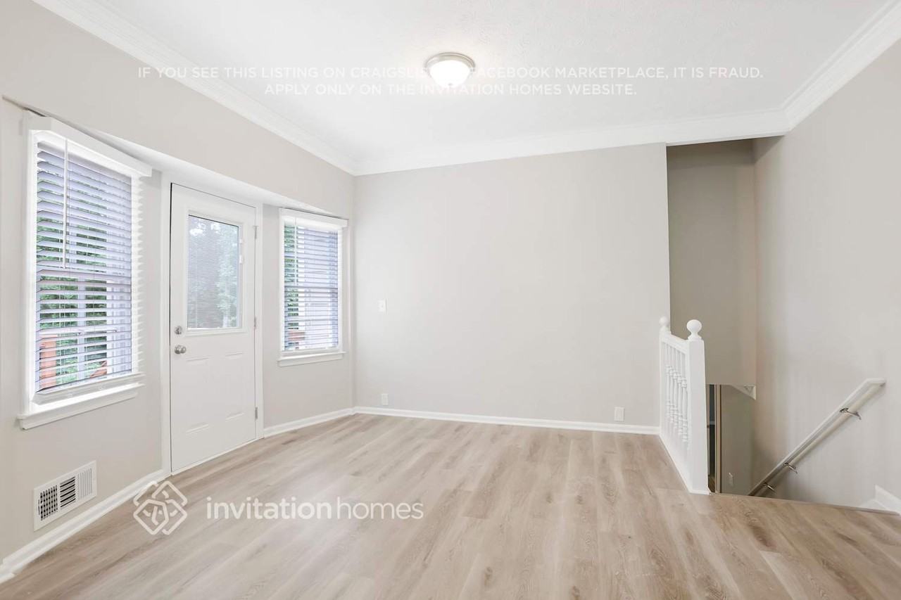 964 Oak Moss Dr - Photo 4 of 21