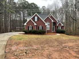 155 Victor Ln - Photo 1 of 1