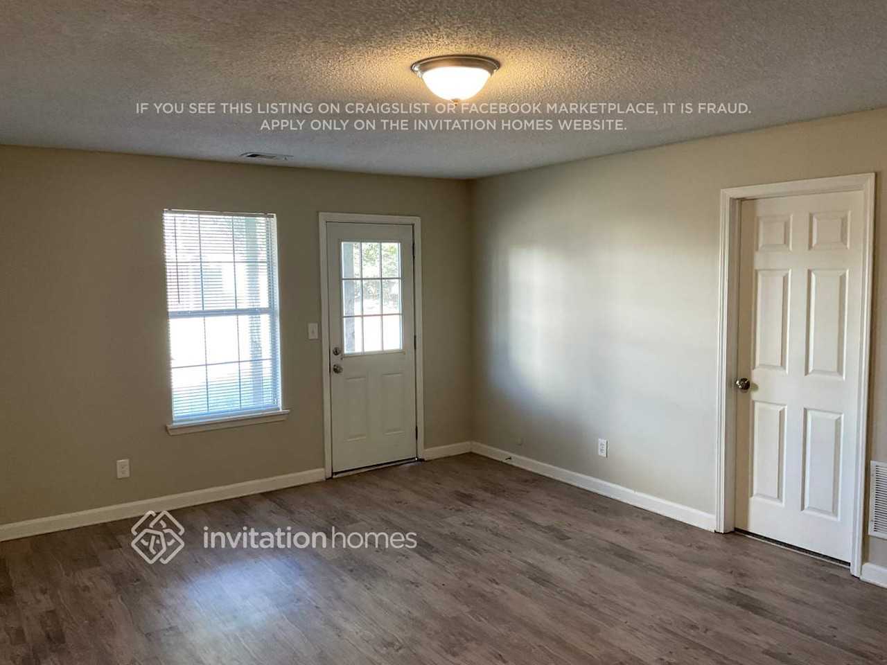 301 Summer Hill Cir - Photo 4 of 18