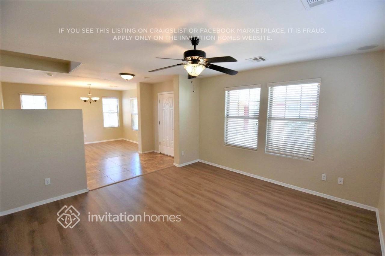 2611 E Bart St - Photo 5 of 22