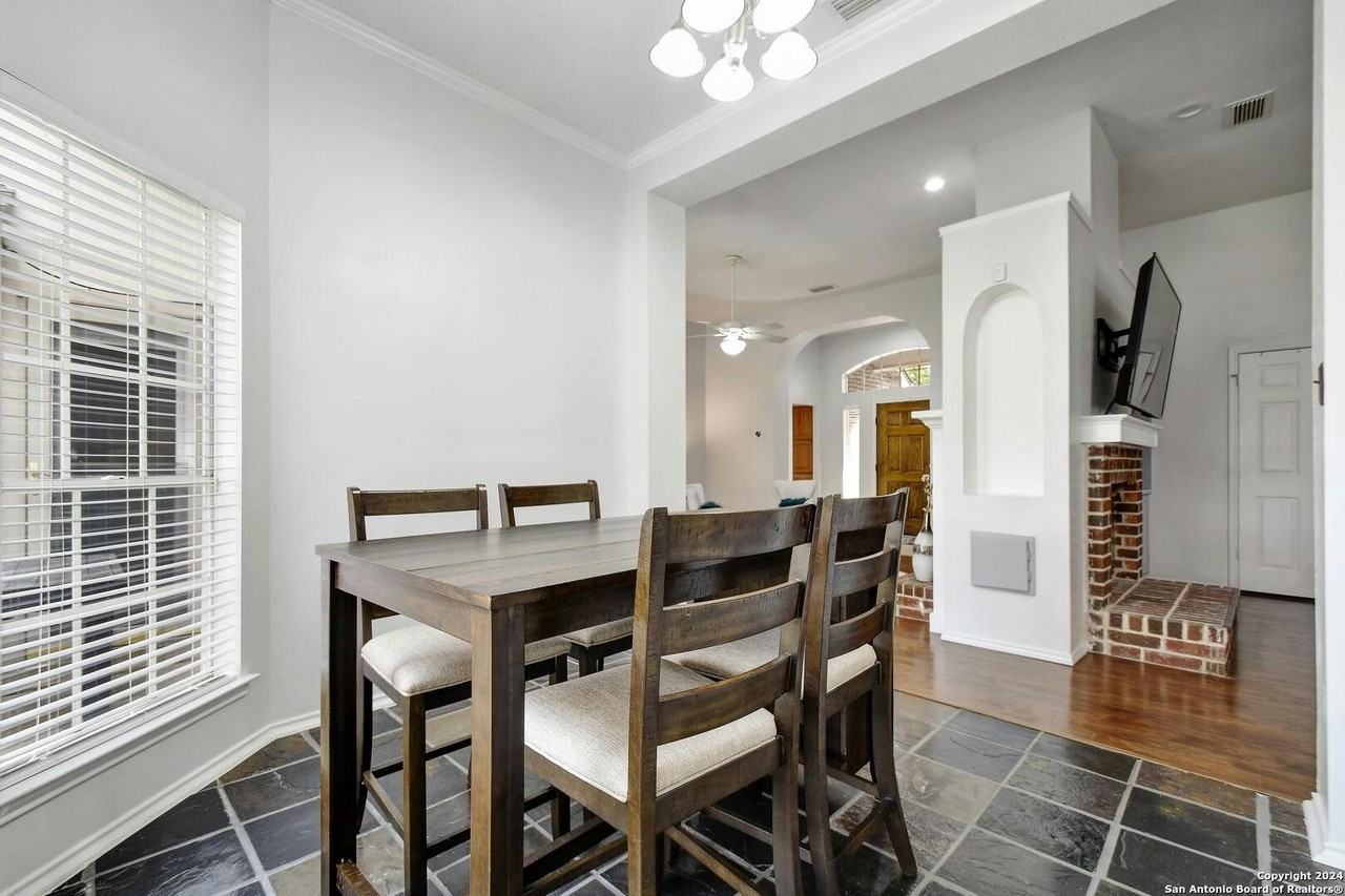 1311 Crumpet - Photo 7 of 25