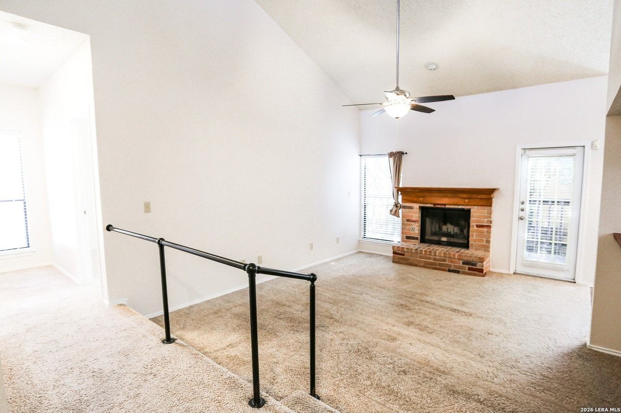 6404 Brook Cv - Photo 4 of 26