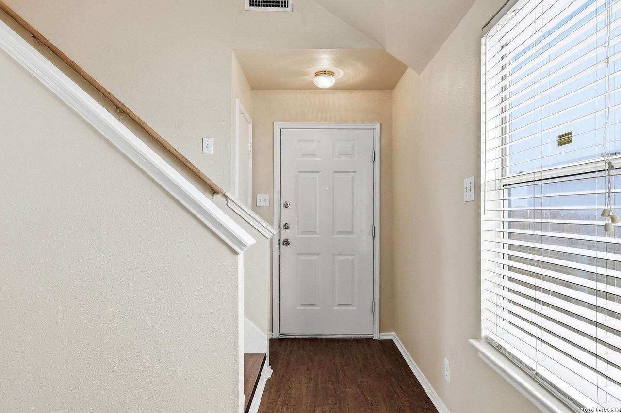 9515 Gillcross Way - Photo 2 of 26