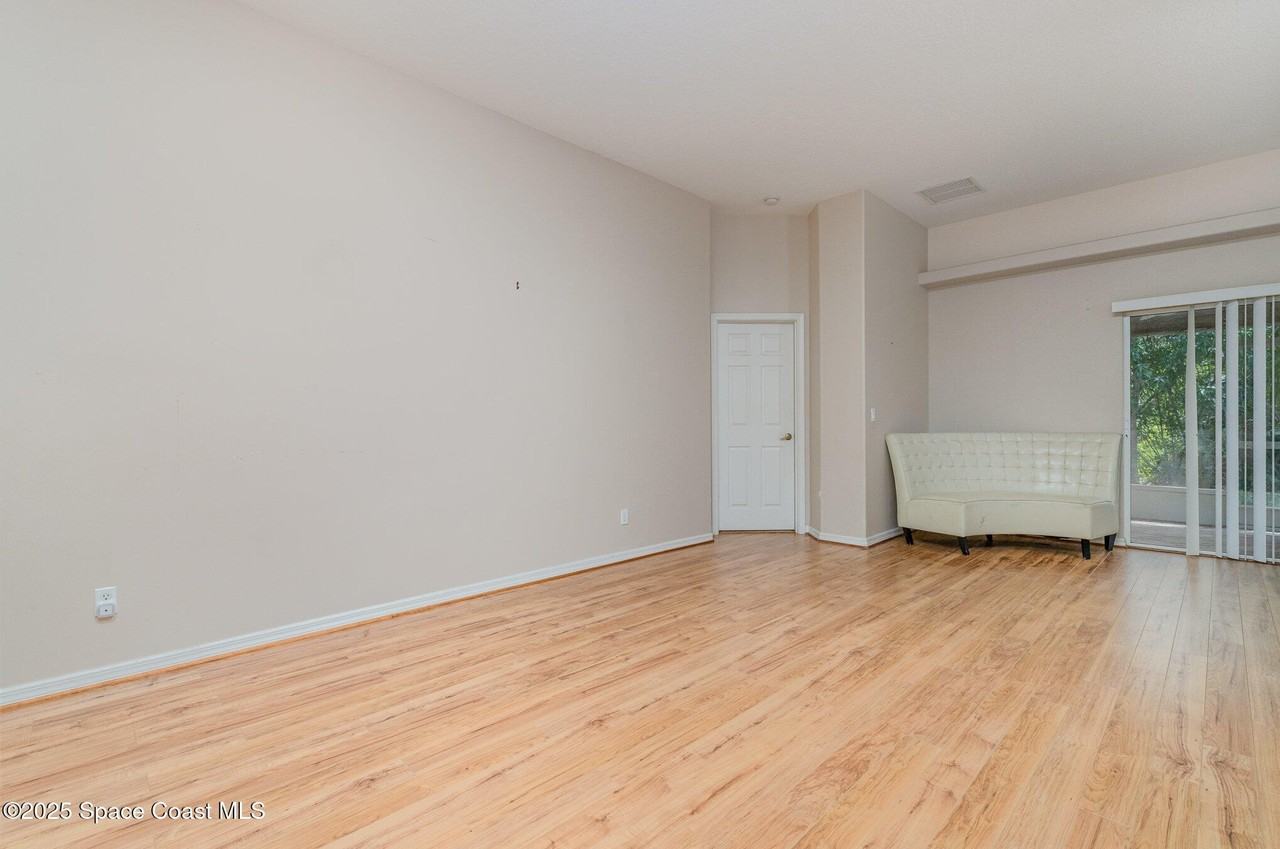 936 Tavernier Cir Ne - Photo 6 of 29