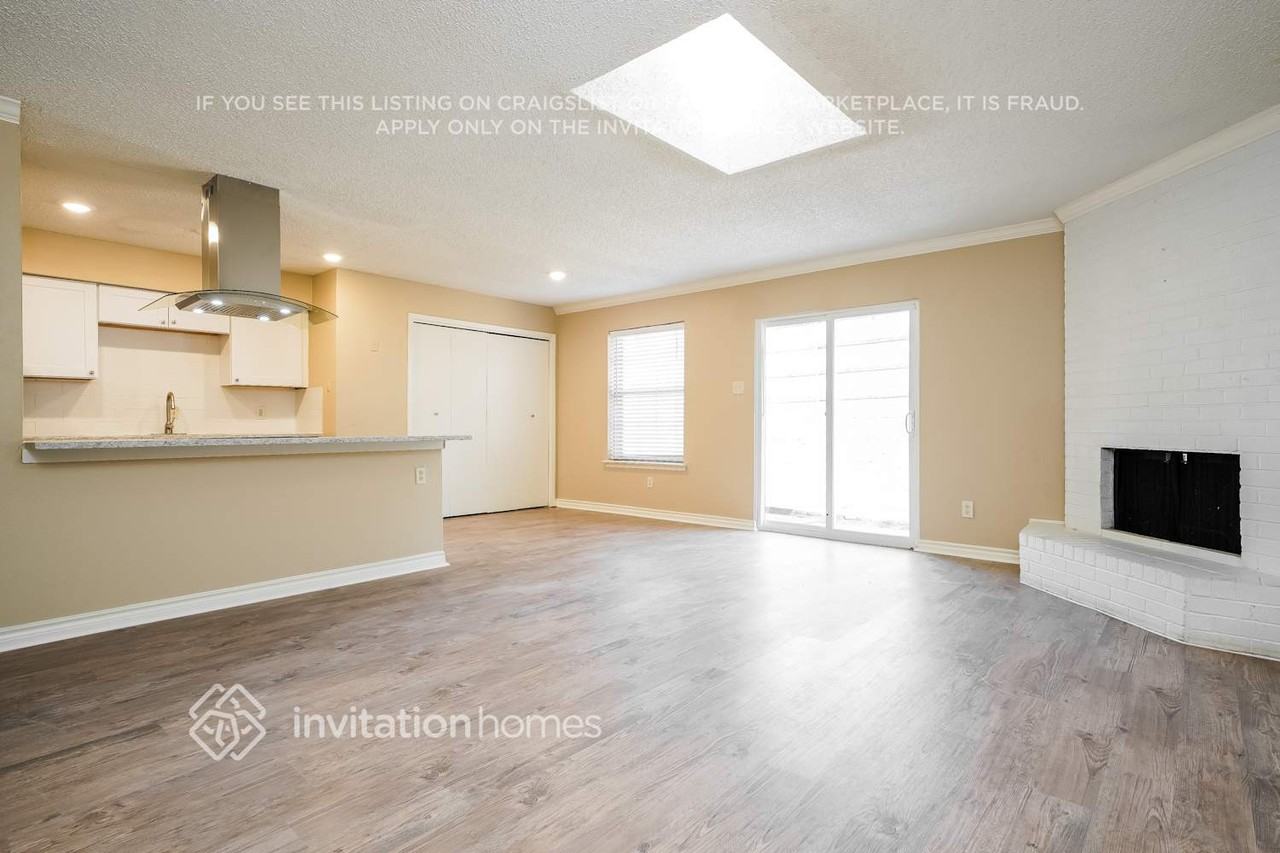 5411 Vermillion Trl - Photo 5 of 17