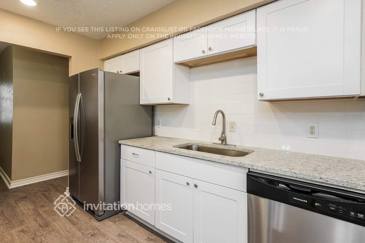 5411 Vermillion Trl - Photo 7 of 17