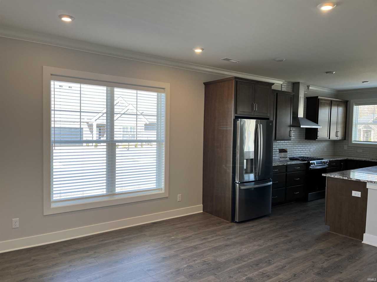 6956 Barlow Ct - Photo 4 of 14