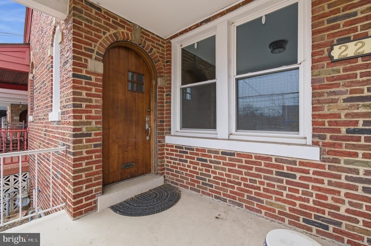 223 Ingraham St Nw - Photo 2 of 23