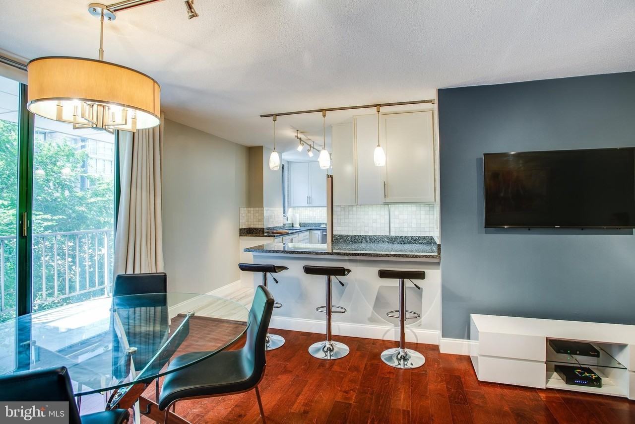 2201 L St Nw Apt 500 - Photo 2 of 44