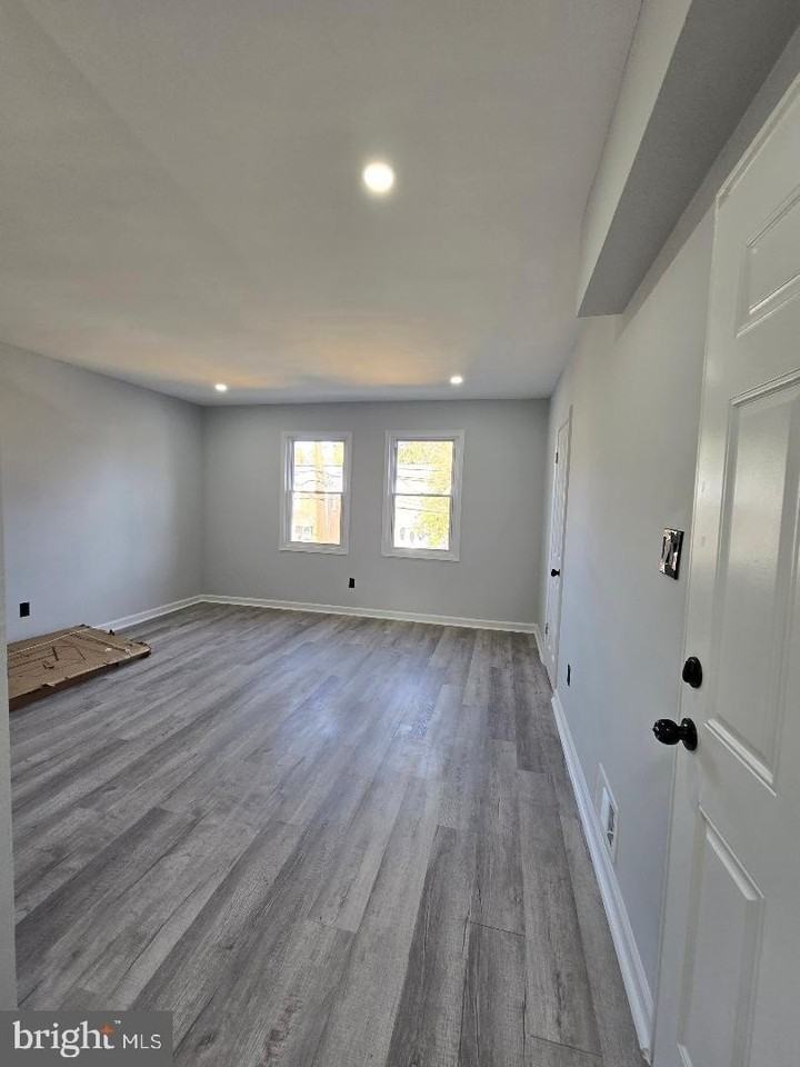 5433 C St Se Apt 4 - Photo 5 of 7