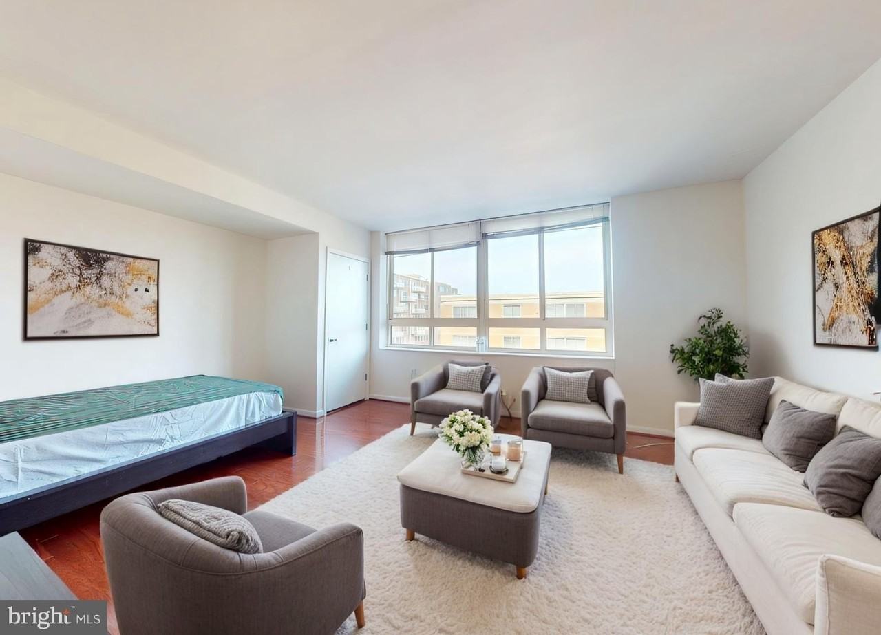 355 I St Sw #626 - Photo 4 of 32