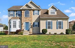 featured image of 20 E Darby Cir