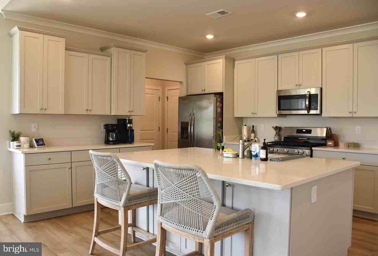 32611 Deep Sound Dr - Photo 5 of 18