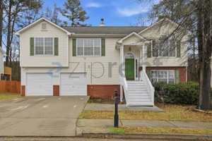 featured image of 1512 Buckingham Pl