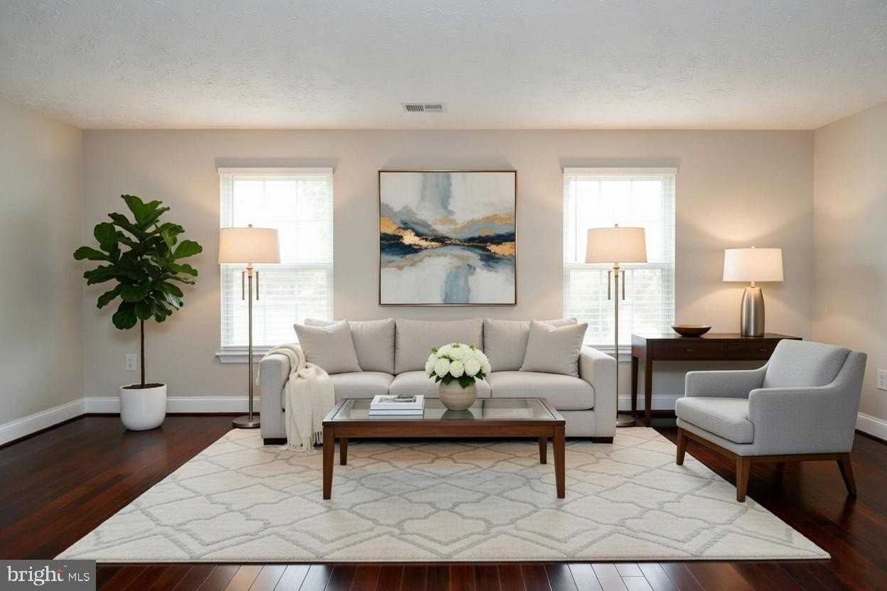 1586 Pin Oak Dr - Photo 2 of 33