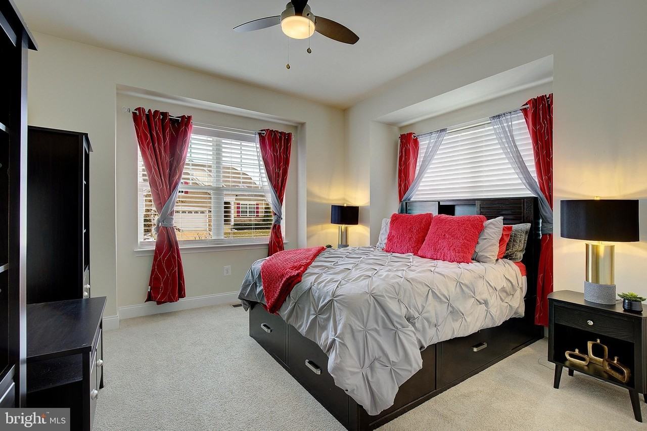 11263 Penzance Ln - Photo 7 of 50