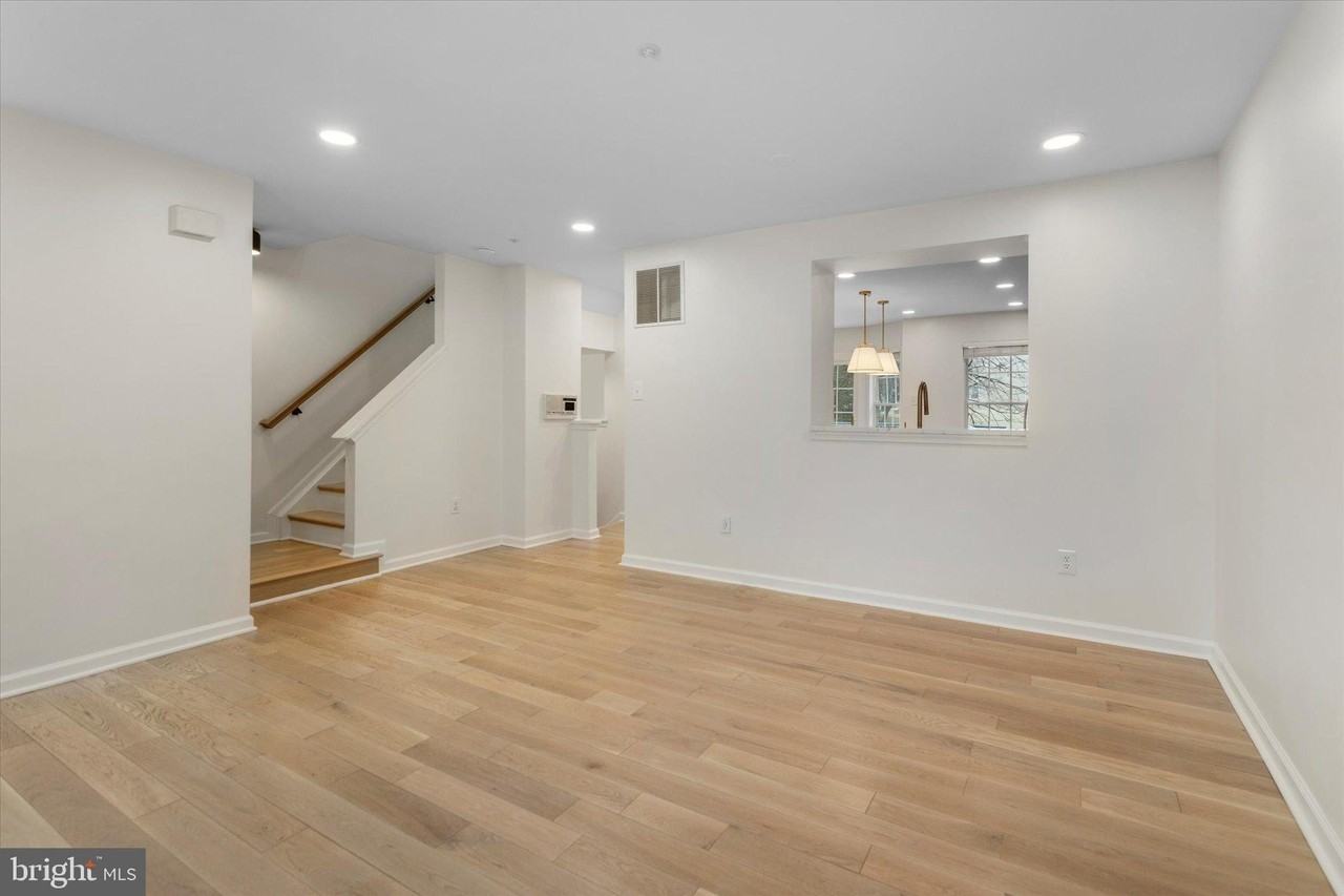 6105 Starburn Path - Photo 6 of 30