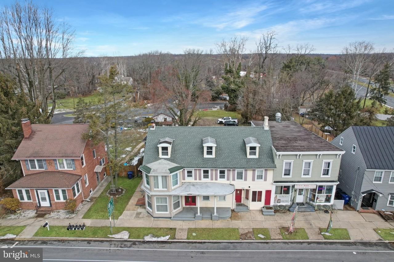 24369 W Main St Apt A - Photo 2 of 50