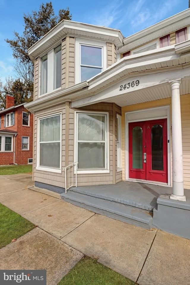 24369 W Main St Apt A - Photo 3 of 50