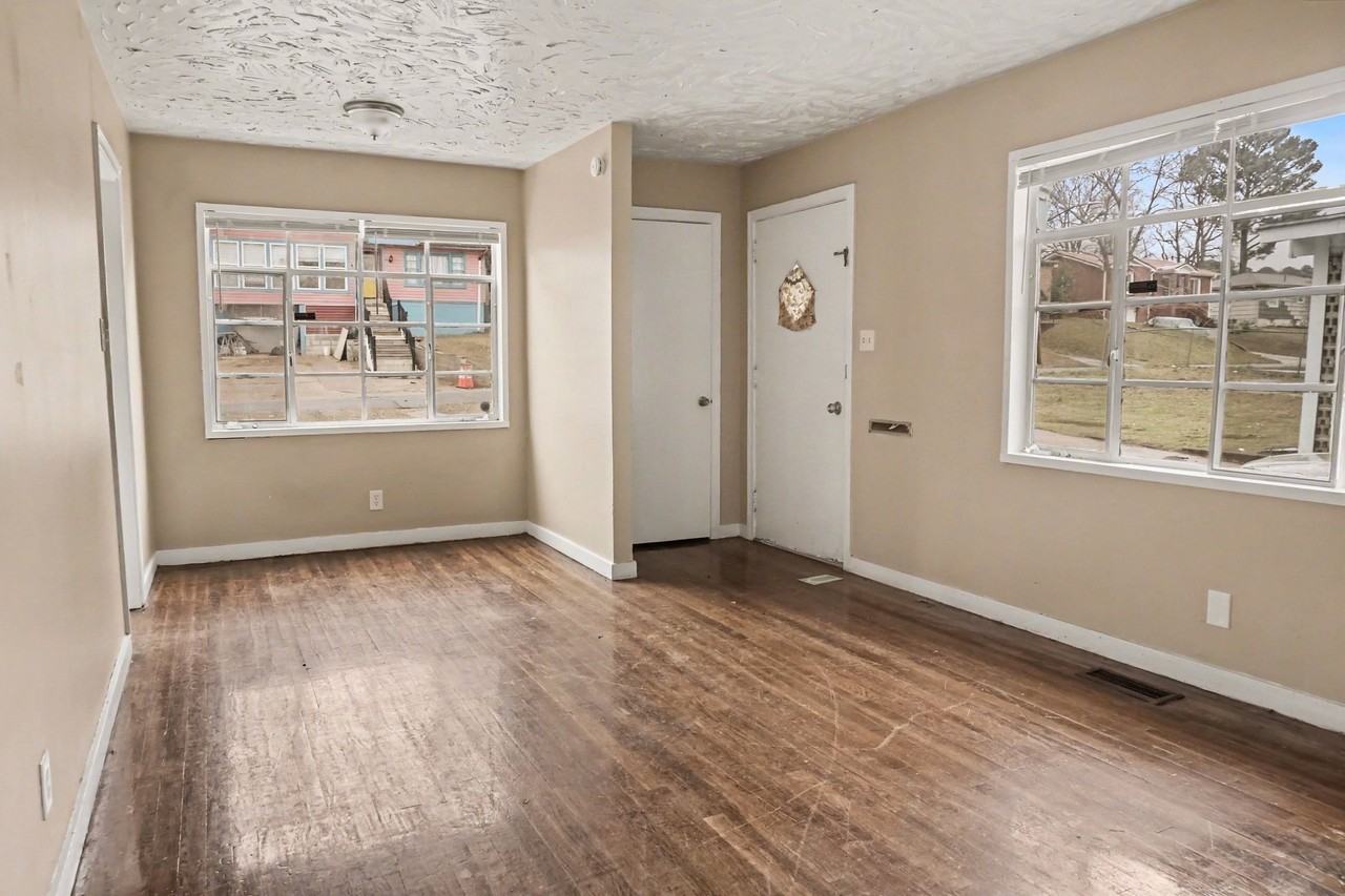 1520 17th Way Sw #1 - Photo 2 of 10