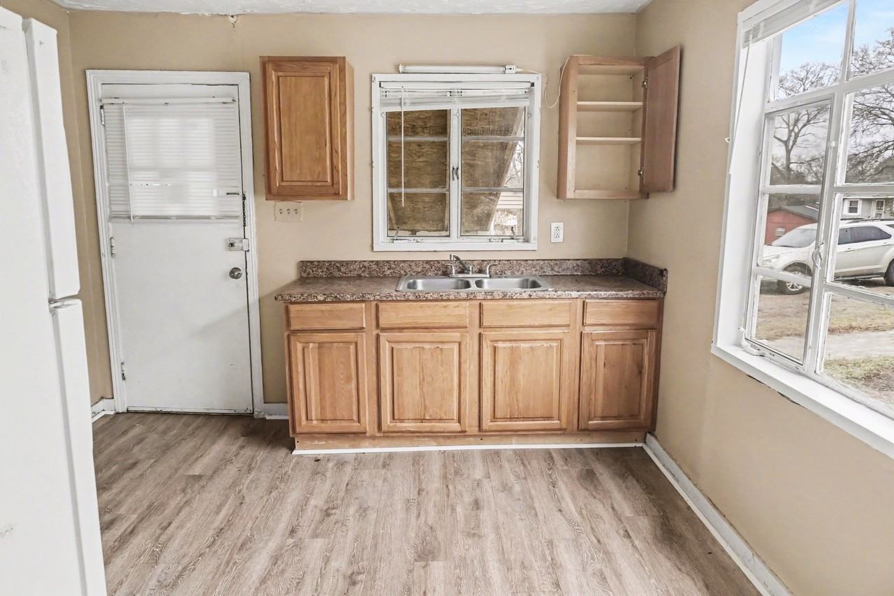 1520 17th Way Sw #1 - Photo 4 of 10