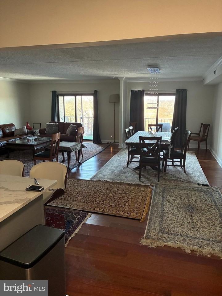 20536 Valley Forge Cir Unit 536 - Photo 4 of 8