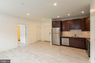 427 Monroe St Apt 102-33 #102 - Photo 1 of 1