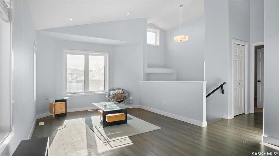 243 Kolynchuk Manor #A - Photo 2 of 19