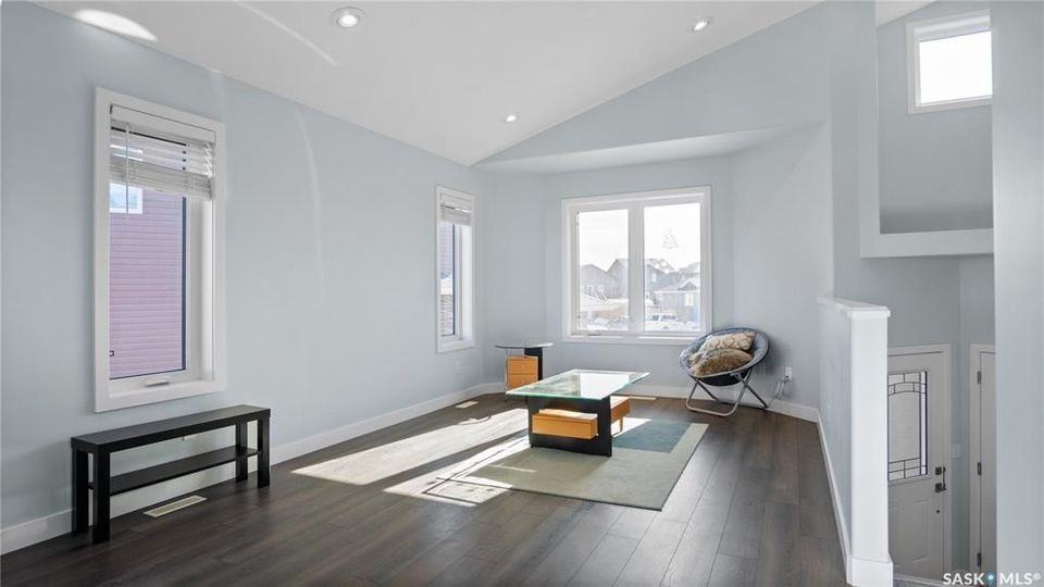 243 Kolynchuk Manor #A - Photo 3 of 19