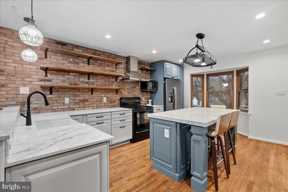 625 N Abingdon St - Photo 3 of 19