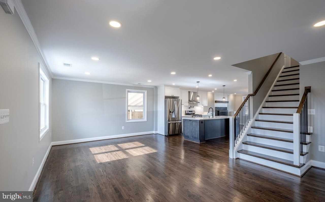 6816 Westcott Rd - Photo 3 of 23