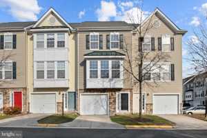 featured image of 22941 Fontwell Sq