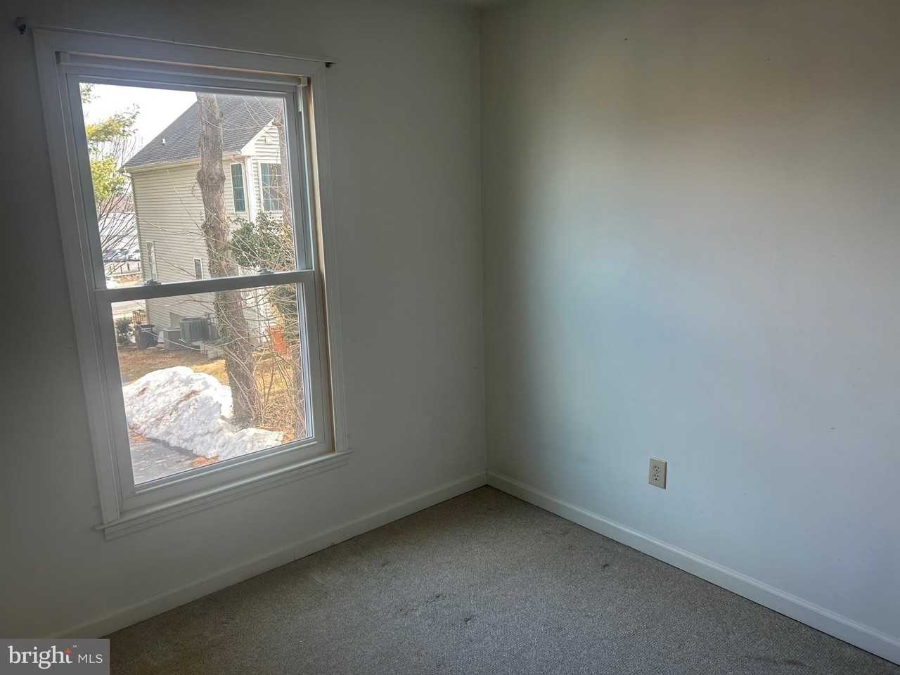 102 W O St - Photo 5 of 9