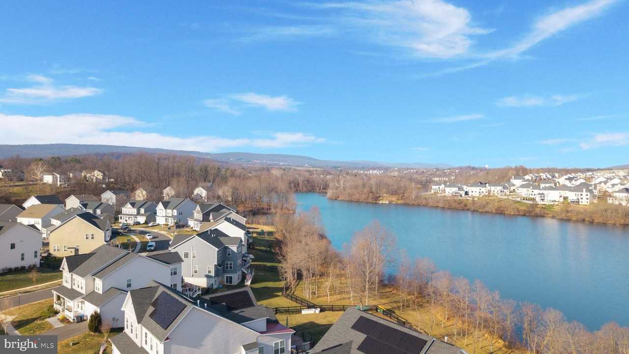 17904 Ridgewood Pl - Photo 5 of 50