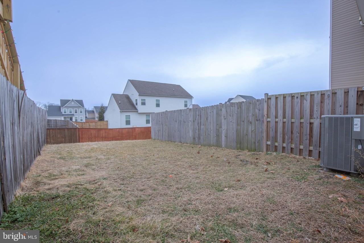 440 Rumbling Rock Rd - Photo 6 of 39